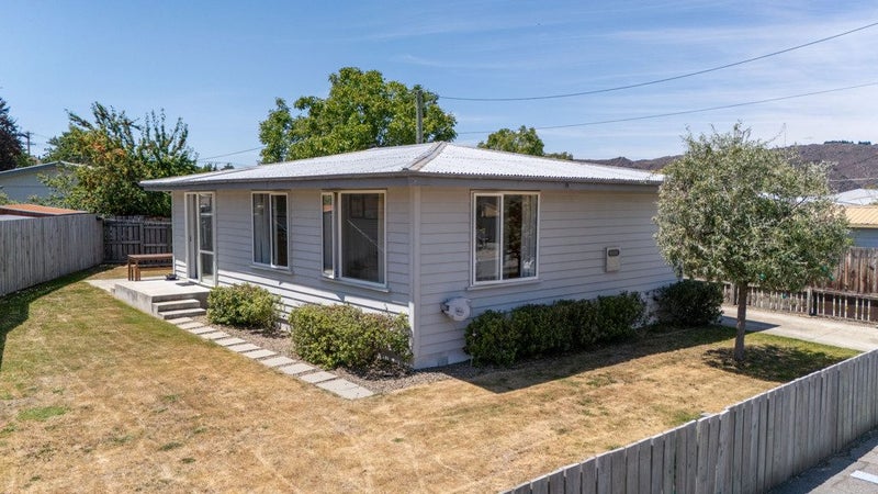 97 Ventry Street, Alexandra, Alexandra - Carousel 1