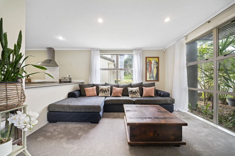 25 The Track, Takanini, Auckland - Carousel 2