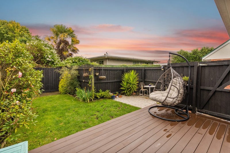 2/9 Cherry Place, Casebrook, Christchurch - Carousel 2