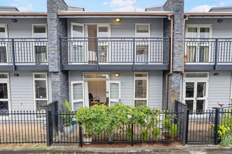44/2 CAWLEY ST, Ellerslie, Auckland - Carousel 1