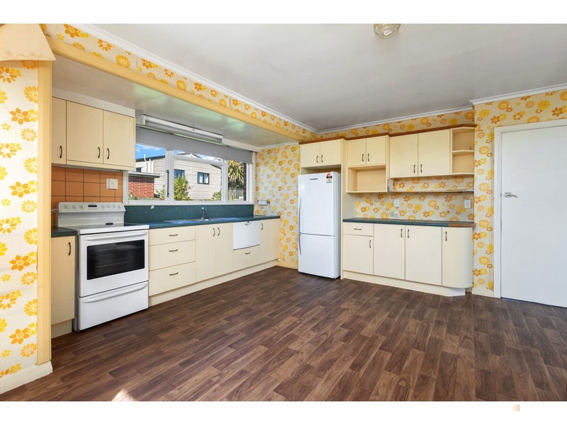 60 Pacific Street, Waimataitai, Timaru - Carousel 2