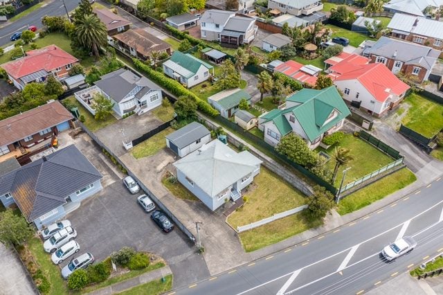 22A Te Atatu Road, Te Atatu South, Auckland - Carousel 50