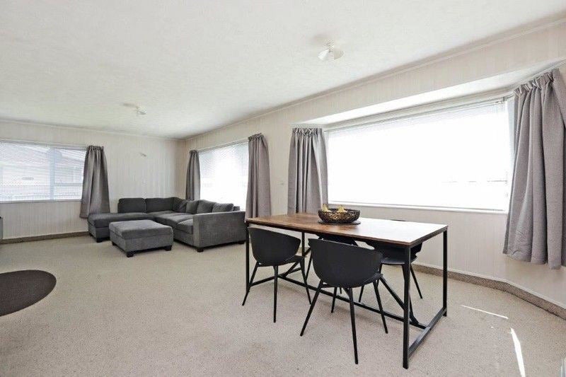 809A Queen Street East, Parkvale, Hastings - Carousel 2