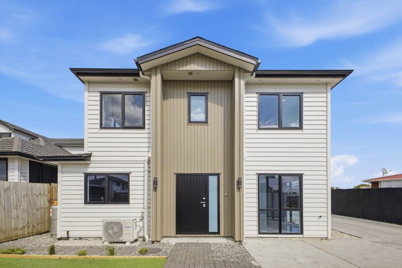 1/12 Landon Avenue, Māngere East, Auckland - Carousel 1