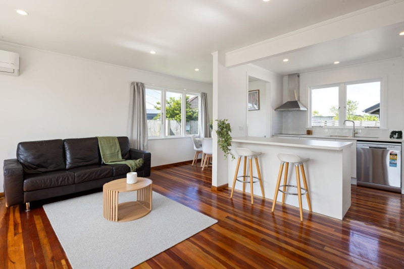 1/58 Marshall Street, Fairfield, Hamilton - Carousel 2