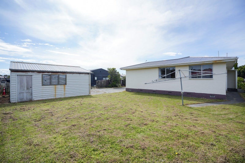 17 Paisley Street, Kew, Invercargill - Carousel 24