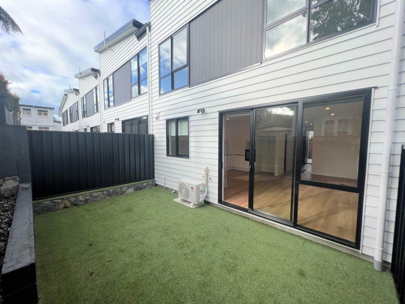 9E Tecoma Street, Ellerslie, Auckland - Carousel 18