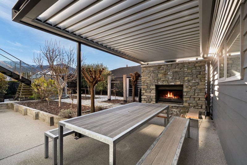10 Sunnyside Lane, Wanaka - Carousel 2