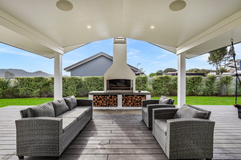 17 Pohutukawa Drive, Eskdale, Napier - Carousel 2