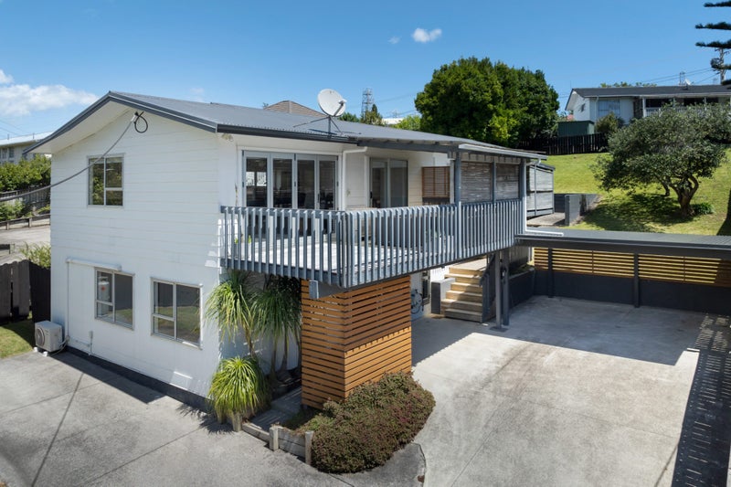 161 Triangle Road, Massey, Auckland - Carousel 1