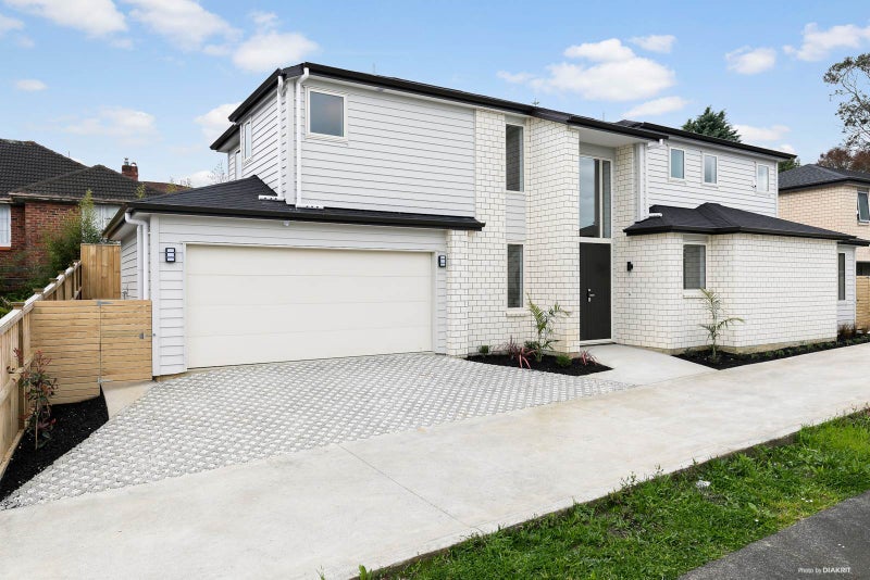 236B Blockhouse Bay Road, Avondale, Auckland - Carousel 1