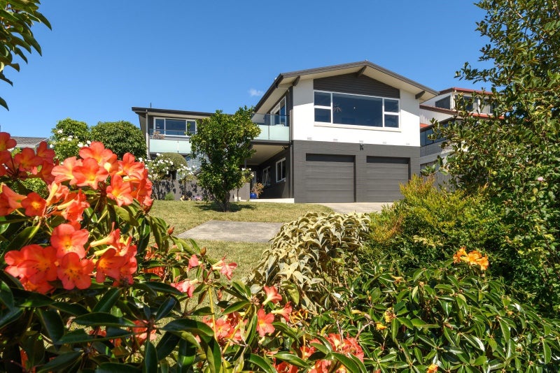 6 Western Road, Otumoetai, Tauranga - Carousel 1