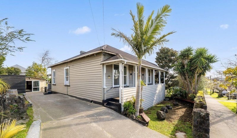 12 Ethel Street, Sandringham, Auckland - Carousel 2