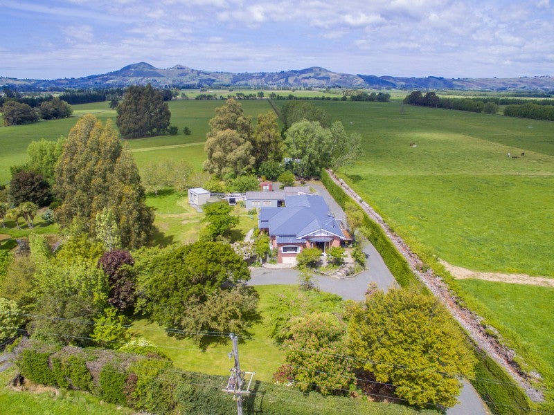 407 Outram-Mosgiel Road, North Taieri, Outram - Carousel 1