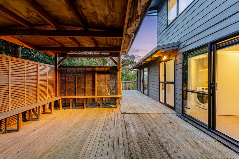 2/104 Ocean View Road, Northcote, Auckland - Carousel 2