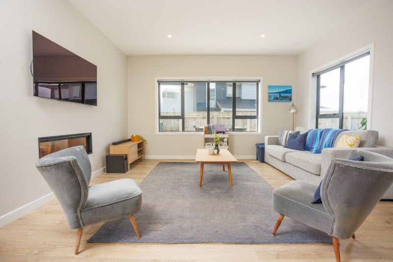 31 Boeing Way, Newlands, Wellington - Carousel 2