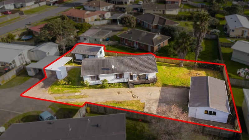 80 Cottingham Crescent, Mangere East, Auckland - Carousel 1