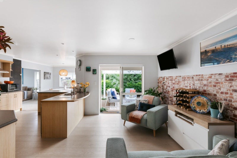 587 Grenada Street, Papamoa Beach, Papamoa - Carousel 2