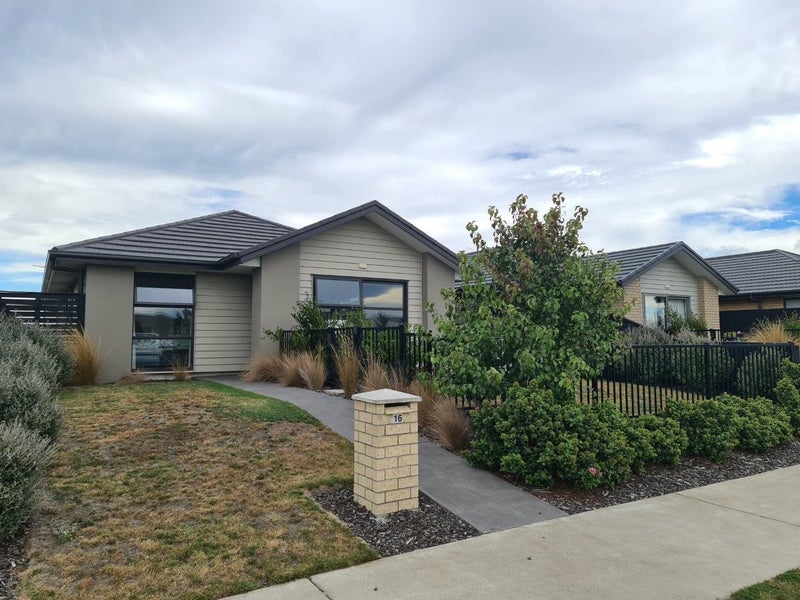 16 Wallingford Crescent, Rolleston, Rolleston - Carousel 1