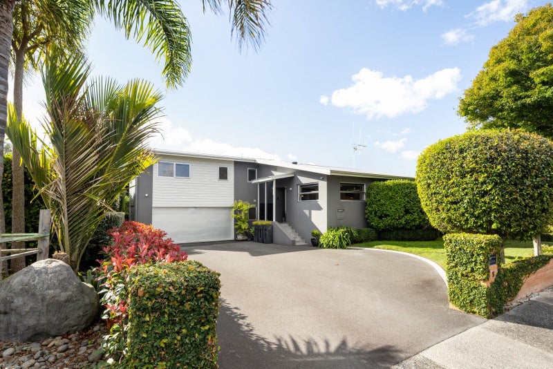 5 Marnane Terrace, St Andrews, Hamilton - Carousel 42