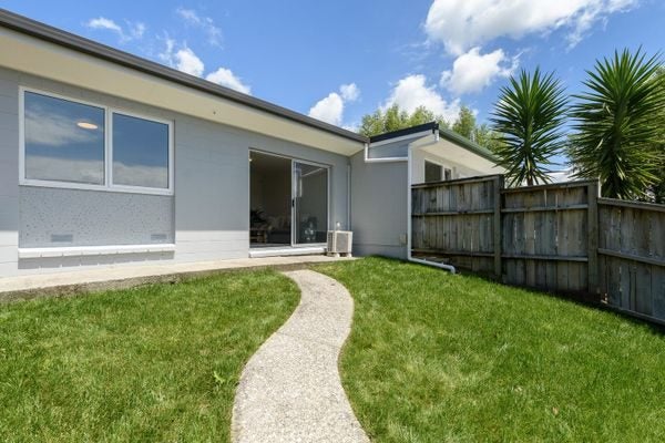 9B Jonathon Street, Judea, Tauranga, Bay Of Plenty - Carousel 1