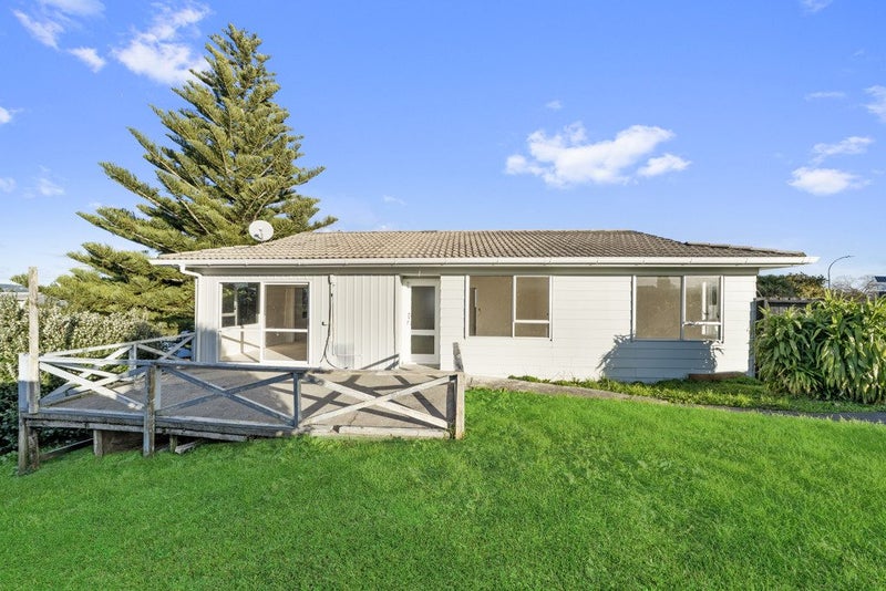 49 Hyperion Drive, Randwick Park, Manukau City, Auckland - Carousel 1
