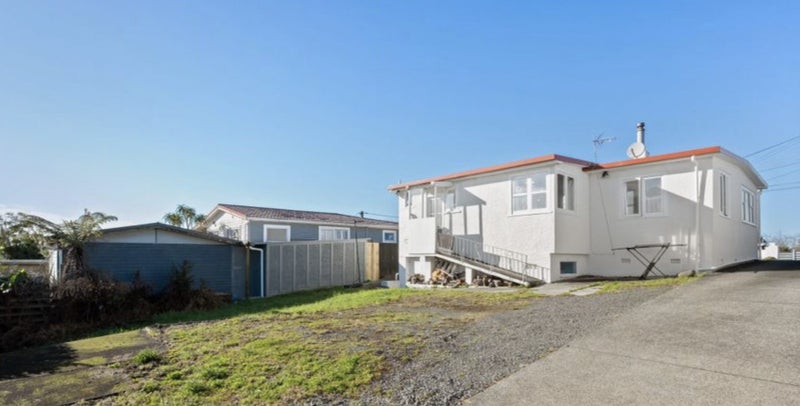 223 Sturges Road, Henderson, Auckland - Carousel 1