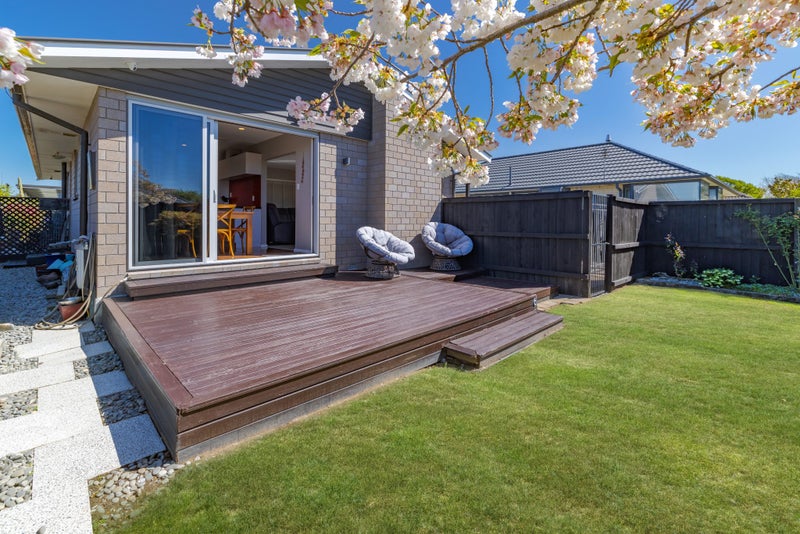 101 Effingham Street, North New Brighton, Christchurch - Carousel 1