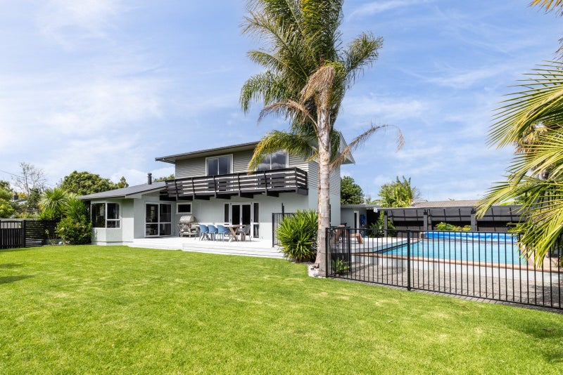 48A Avenue Road, Greenmeadows, Napier - Carousel 1