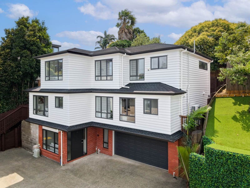 83 Lake Road, Northcote, Auckland - Carousel 1