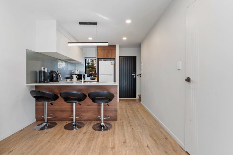 9/237 Swanson Road, Henderson, Auckland - Carousel 1