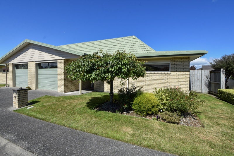 38/55 Armstrong Avenue, Carterton - Carousel 1