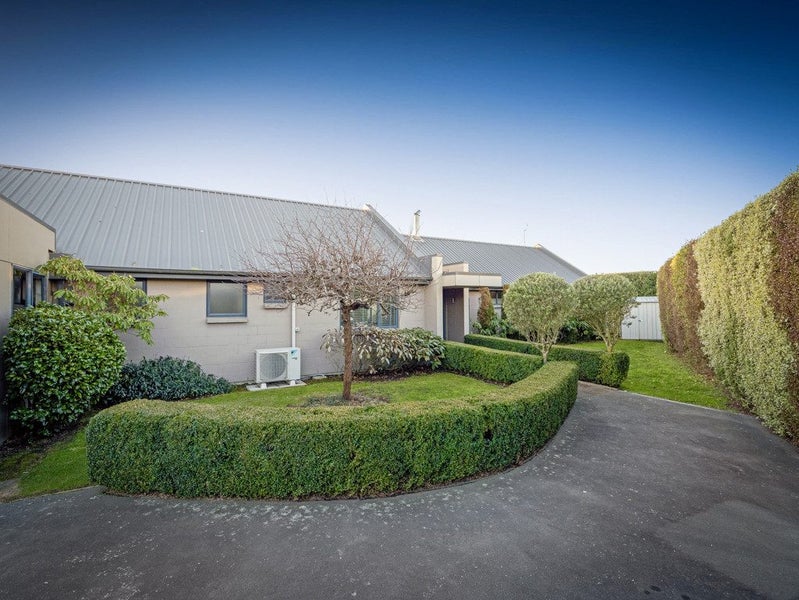 45 Millstream Drive, Lincoln, Lincoln - Carousel 2