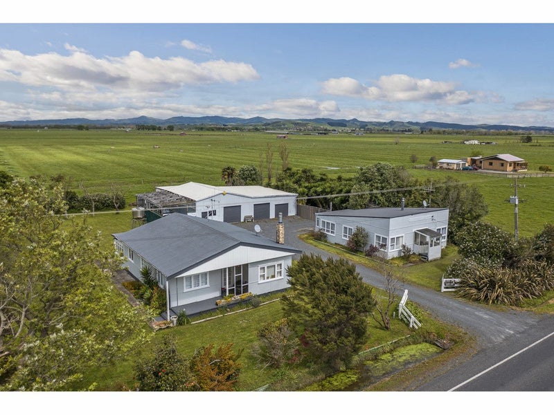 778A State Highway 25, Waitakaruru, Ngatea - Carousel 1
