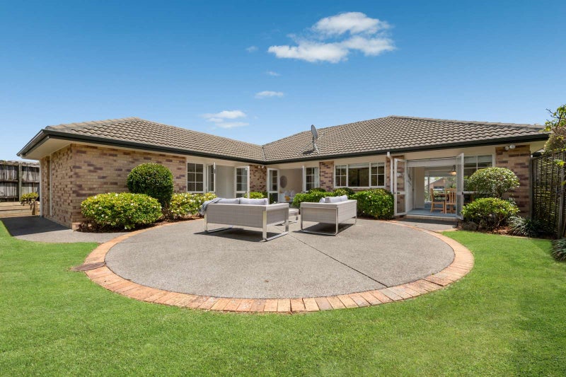 100 Kilkenny Drive, Dannemora, Manukau City, Auckland - Carousel 2
