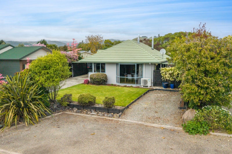 24 Rintoul Place, Brightwater, Brightwater - Carousel 2