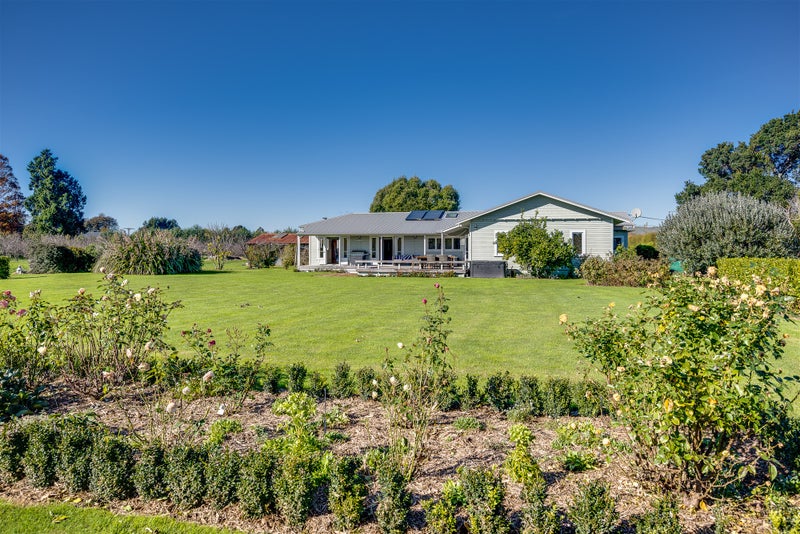 143 Saint Georges Road, Karamu - Carousel 1