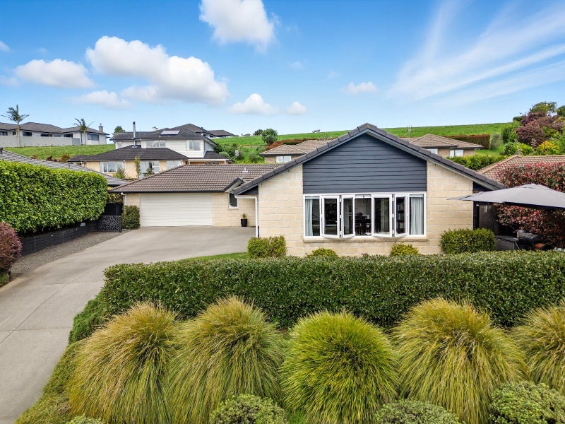 11 Haden Place, Omokoroa, Omokoroa - Carousel 1