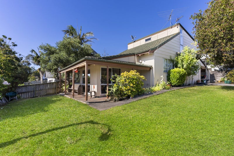 2/3 Miraka Place, Birkenhead, Auckland - Carousel 1