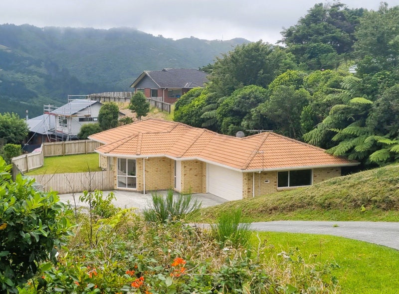 261 Maungaraki Road, Maungaraki, Lower Hutt - Carousel 1
