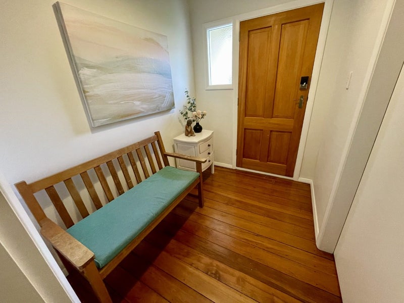 135 Knights Road, Lower Hutt, Lower Hutt, Wellington - Carousel 2