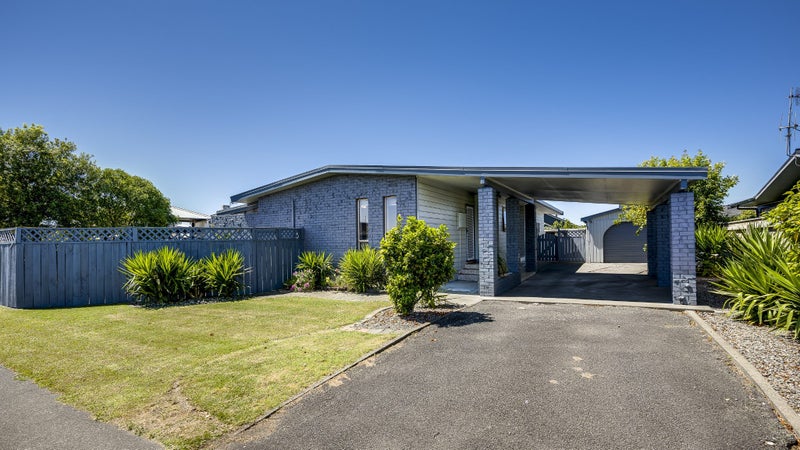 44 Guppy Road, Greenmeadows, Napier - Carousel 1