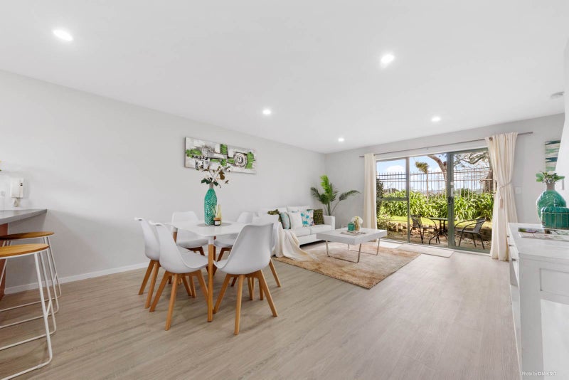 32/42 Holly Street, Avondale, Auckland - Carousel 1