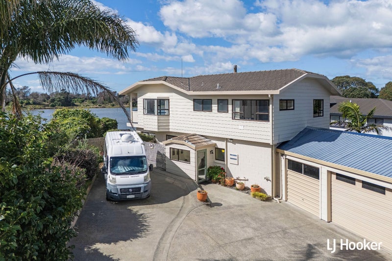 16 Pohutukawa Drive, Katikati - Carousel 23