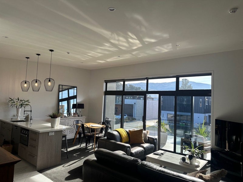 7 Silverstone Drive, Cromwell, Cromwell - Carousel 1