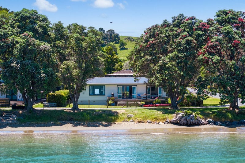 1 Campbell Road, Tāwharanui Peninsula, Matakana - Carousel 2