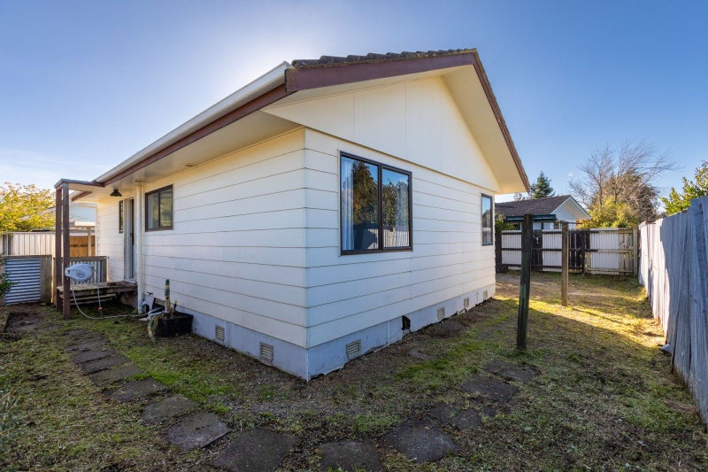 90B Fergusson Street, Woodville, Woodville - Carousel 20