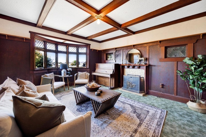 4 Kitchener Terrace, Moturoa, New Plymouth - Carousel 2