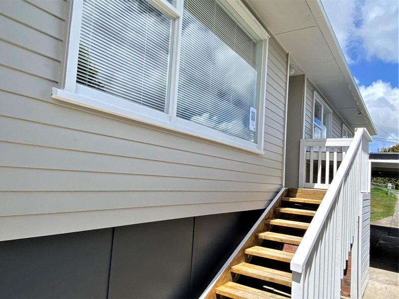 51 Seaview Road, Glenfield, Auckland - Carousel 2