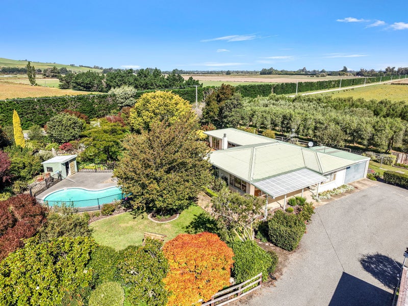 97 Stanton Road, Amberley, Amberley - Carousel 1